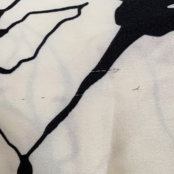 Rachel Zoe Silk Feel Floral Button Up Shirt - Picture 4 of 9